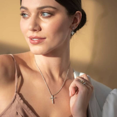 Vlora partners with Chalmers Jewelers