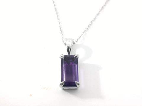 Amethyst Solitaire Pendant 230-02403
