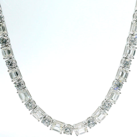 18KT WHITE GOLD ROUND AND EMERALD CUT DIAMOND LINE NECKLACE 165-00497