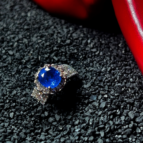 2.28CT NATURAL BLUE SAPPHIRE AND DIAMOND RING