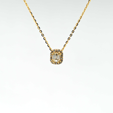 .47CTW 18K YELLOW GOLD DIAMOND PENDANT