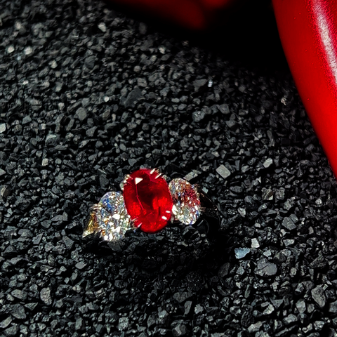 3.06CT NATURAL RUBY AND DIAMOND THREE STONE RING