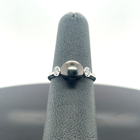 18k White Gold Black South Sea Pearl and Diamond Three Stone Ring