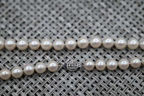 Fresh Water Cultured White Pearl Necklace