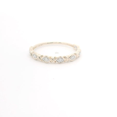 Gold & Natural Diamond Fashion Band