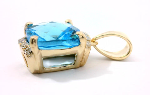 14KT YELLOW GOLD BLUE TOPAZ PENDANT 230-02441
