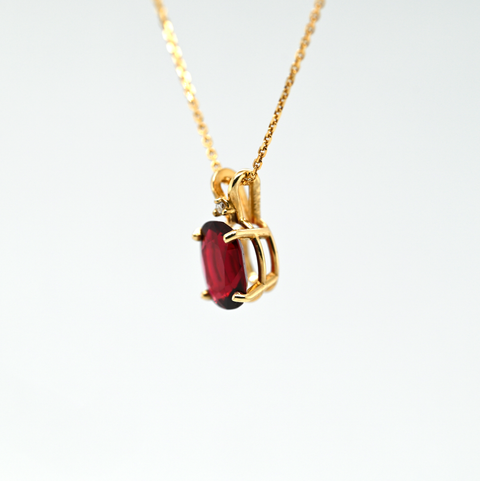1.16CT NATURAL RED SPINEL AND DIAMOND PENDANT
