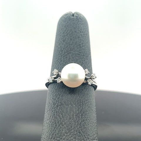 18k White Gold Cultured Pearl and Diamond Constellation Ring