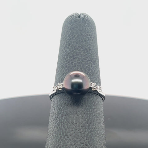 18k White Gold Black South Sea Pearl and Diamond Ring
